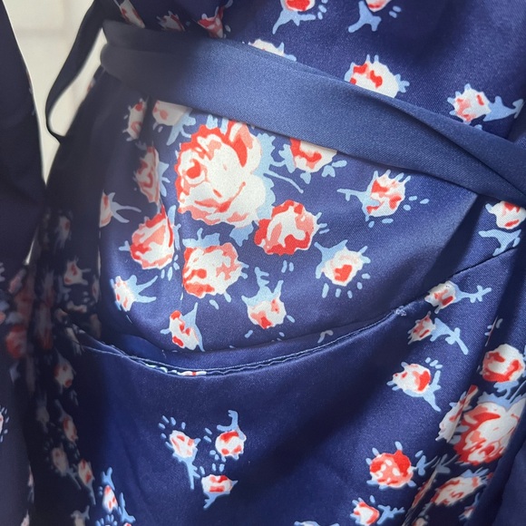 Morgan Lane Navy Floral Satin Robe|S/M - Picture 6 of 7